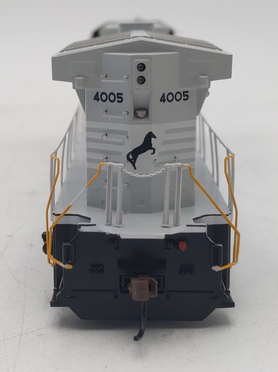 Roundhouse 77705 HO Norfolk Southern AC4400CW Diesel Locomotive #4005 EX/Box