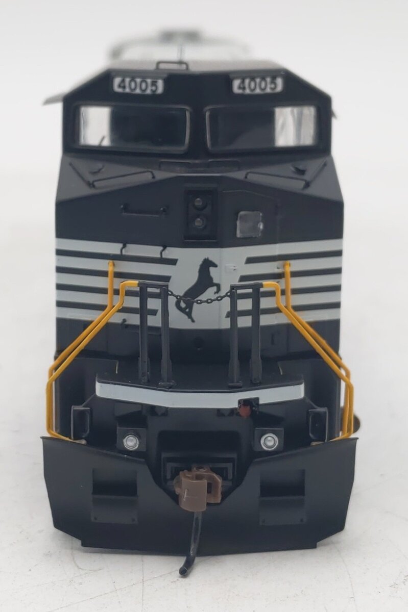 Roundhouse 77705 HO Norfolk Southern AC4400CW Diesel Locomotive #4005 EX/Box