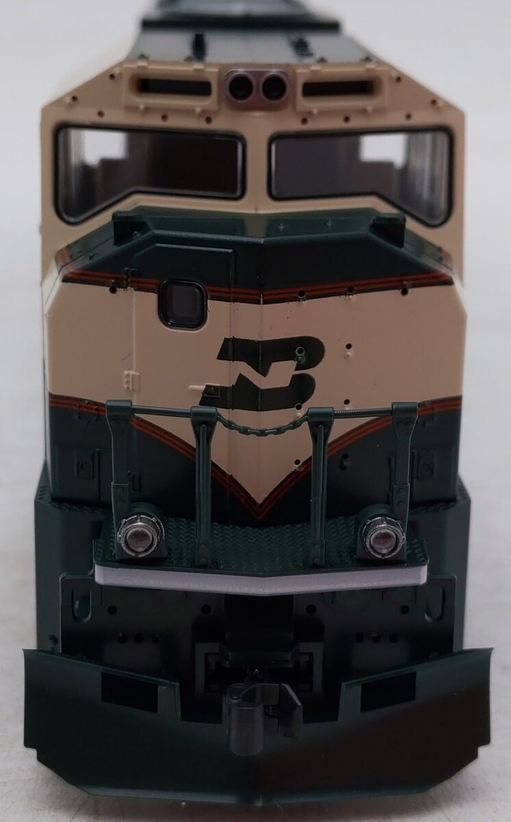 Kato 37-6381 Burlington Northern SD70MAC Diesel Locomotive #9580 EX/Box