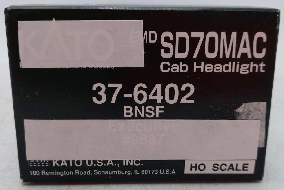 Kato 37-6402 HO Scale BNSF EMD SD70MAC Executive Diesel Locomotive EX/Box