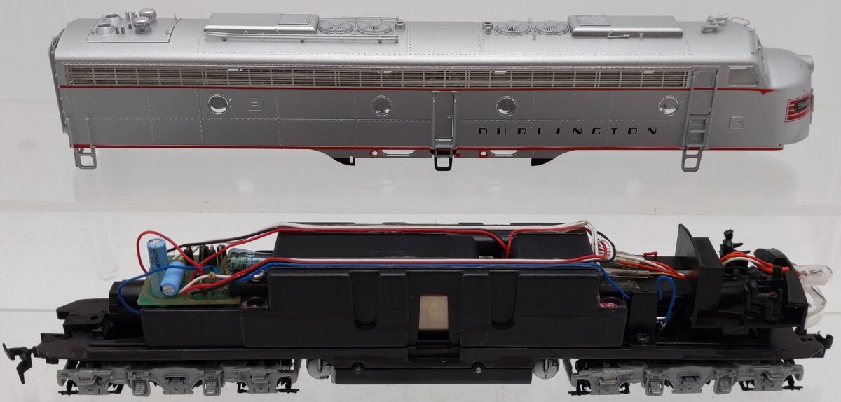 Proto 2000 8188 HO CB&Q E8/9 Diesel Locomotive #9948B EX/Box