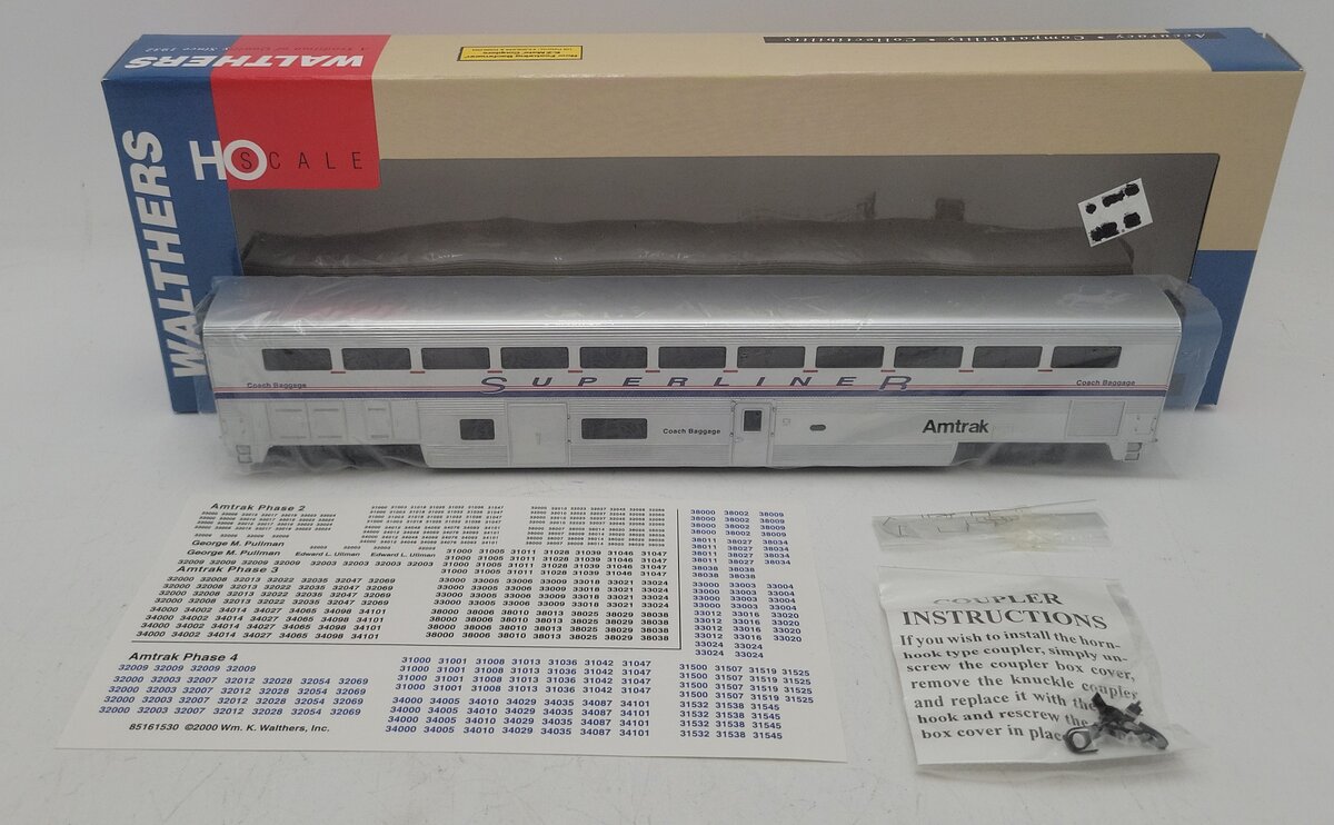 Walthers 932-6152 HO Scale Amtrak Superliner I Coach Baggage Car NIB