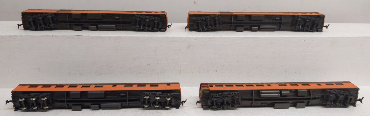AHM 6202/6204 HO Scale Assorted MILW 1920 Passenger Cars #123/345/#106 [4] EX