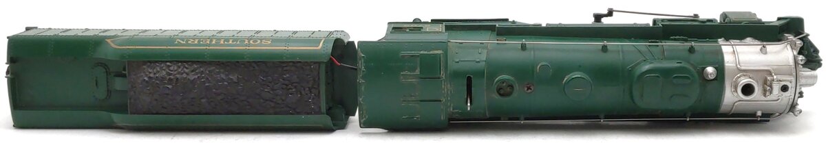 Lionel 6-8702 O Gauge Southern Crescent 4-6-4 Steam Locomotive & Tender #8702 EX