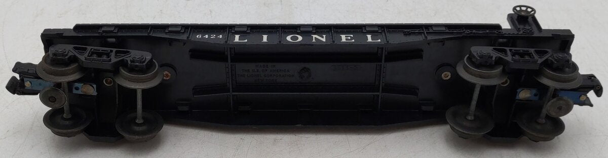 Lionel 6424 Vintage O Flatcar with 2 Premium Automobiles VG
