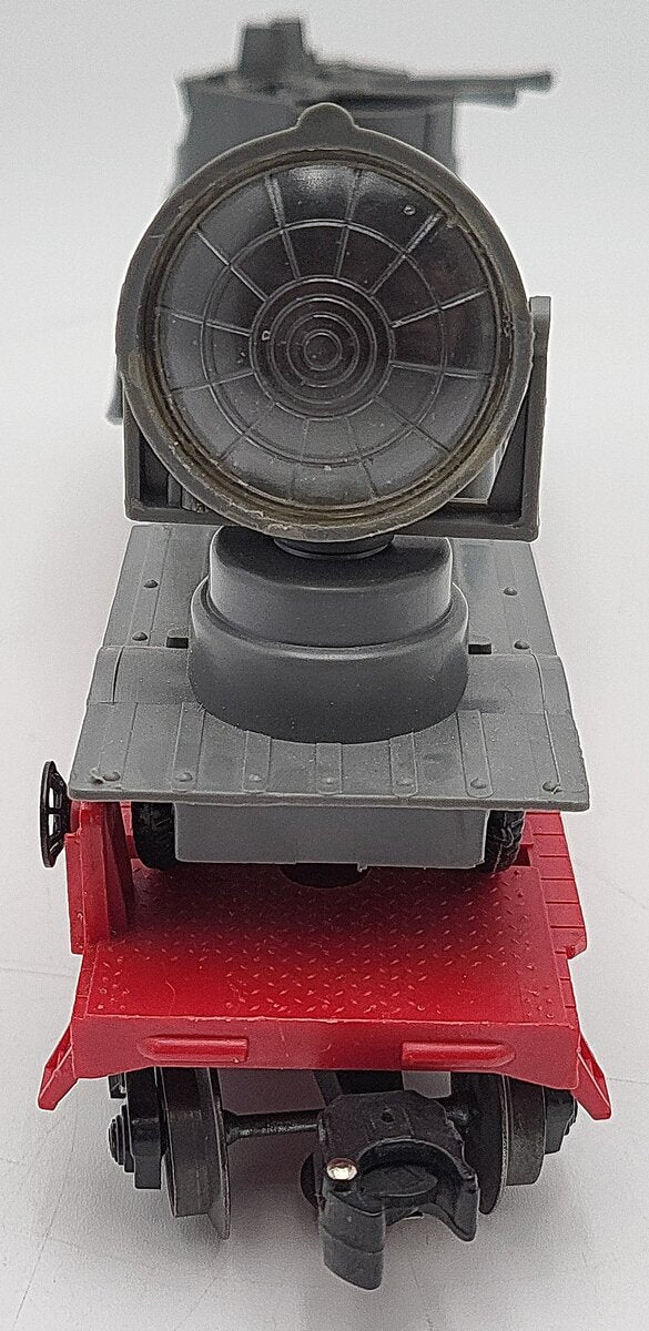 Lionel 6808 Vintage O Flatcar w/ REPRO Searchlight Car & M19 Gun Motor Carriage EX