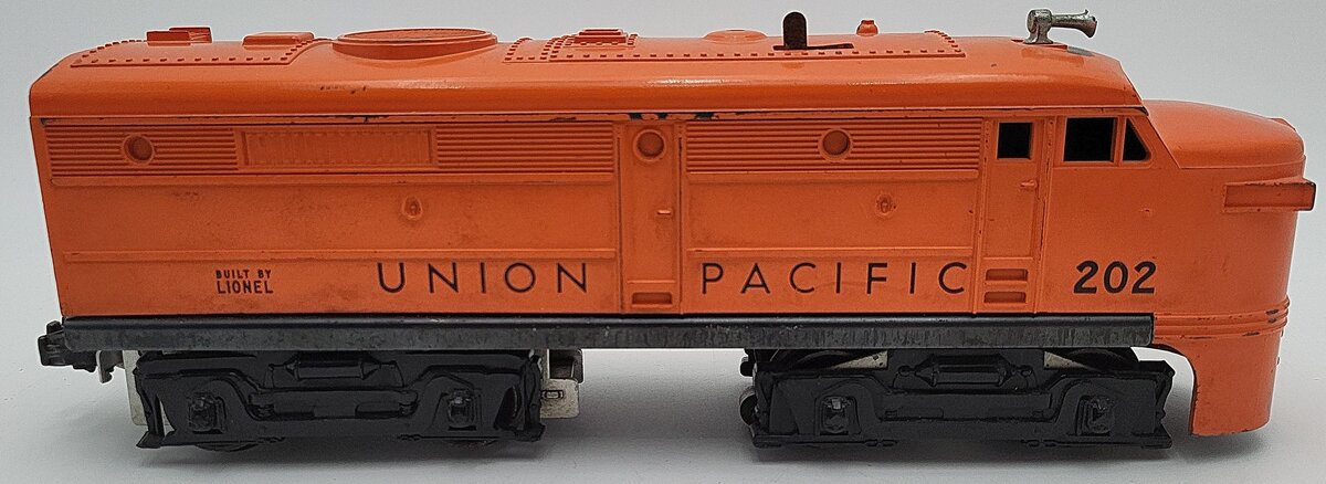 Lionel 202 Vintage O Union Pacific Alco A Powered Diesel Locomotive EX