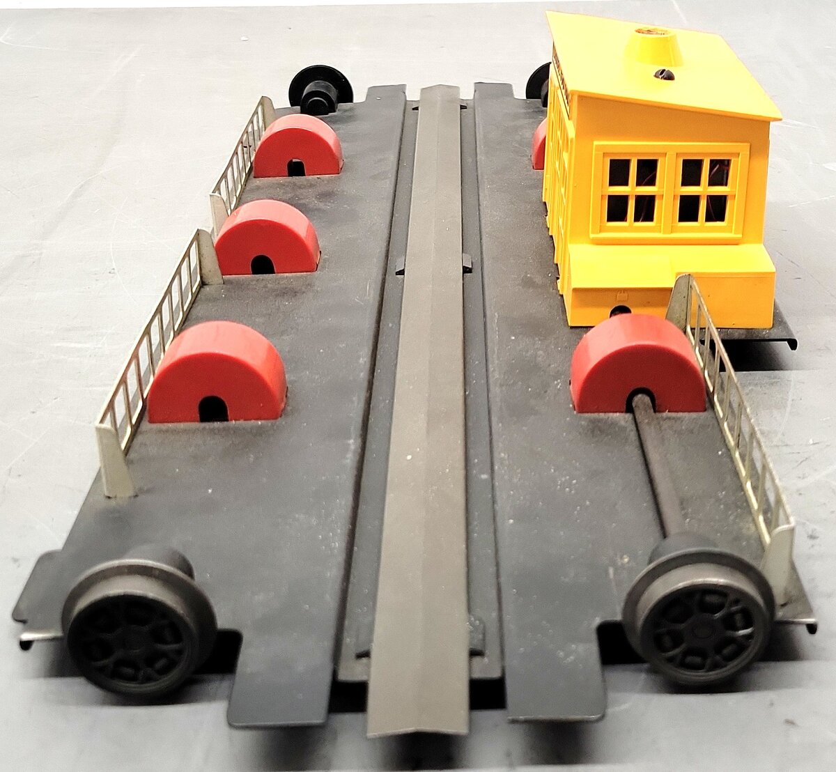 Lionel 350 Vintage O Gauge Postwar Operating Engine Transfer Table VG