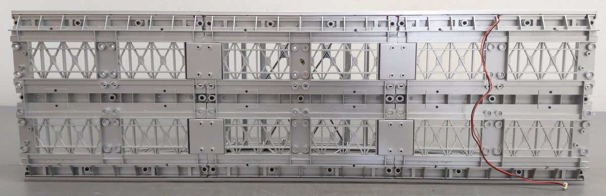 MTH 40-1062 O Gauge 2-Track Silver Steel Arch Bridge LN/Box