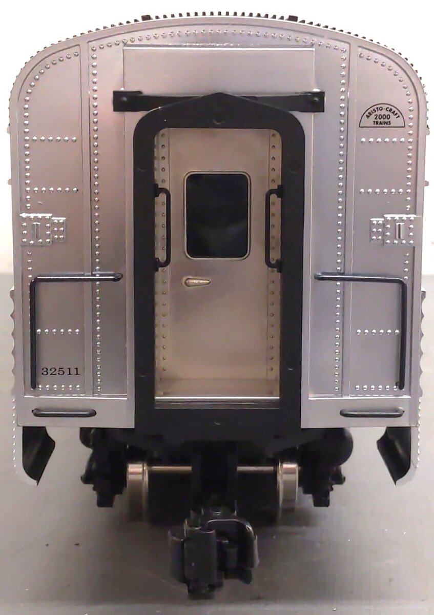 Aristo-Craft 953 G Scale Streamlined Southern Passenger Car (Metal Wheels) LN