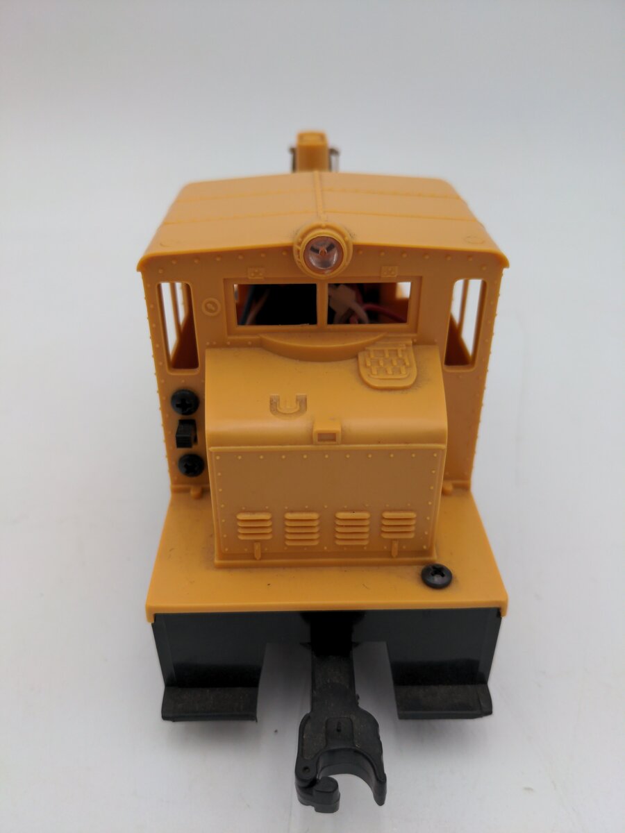 Lionel 6-18911 O Gauge Union Pacific Industrial Diesel Switcher #8911 VG/Box