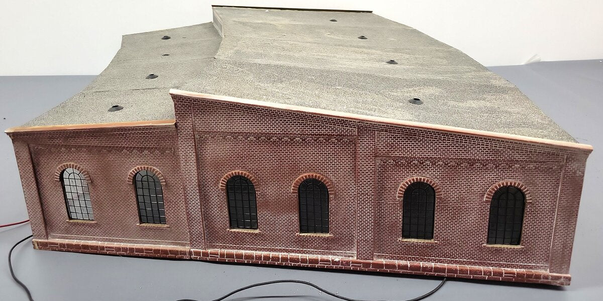 Korber 304 O 3-Stall Locomotive Roundhouse Kit w/304A Expansion kit