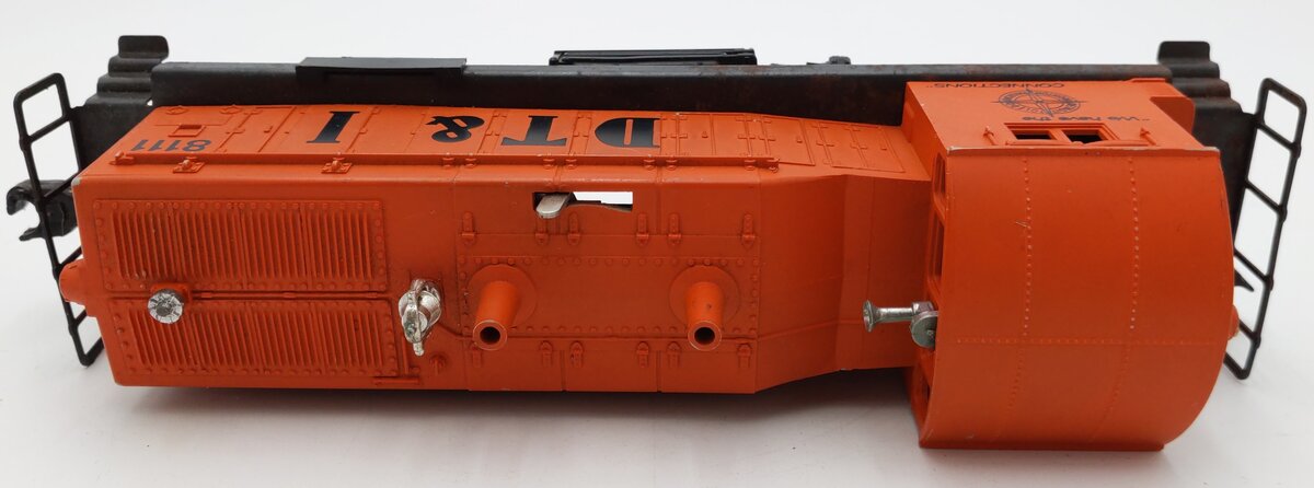 Lionel 6-8111 O Gauge DT&I NW-2 Switcher Diesel Locomotive