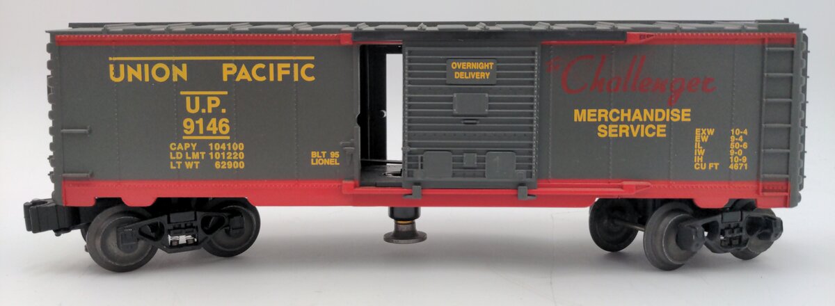 Lionel 6-19821 O Gauge Union Pacific Operating Boxcar #9146 VG/Box