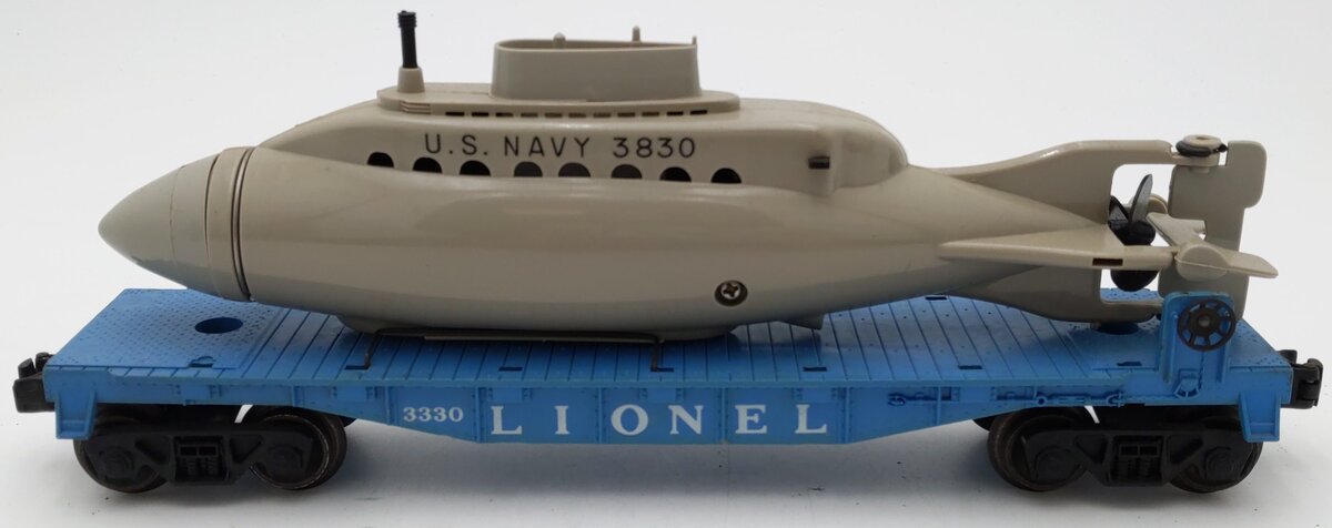 Lionel 3330 Vintage O Flatcar w/Submarine VG