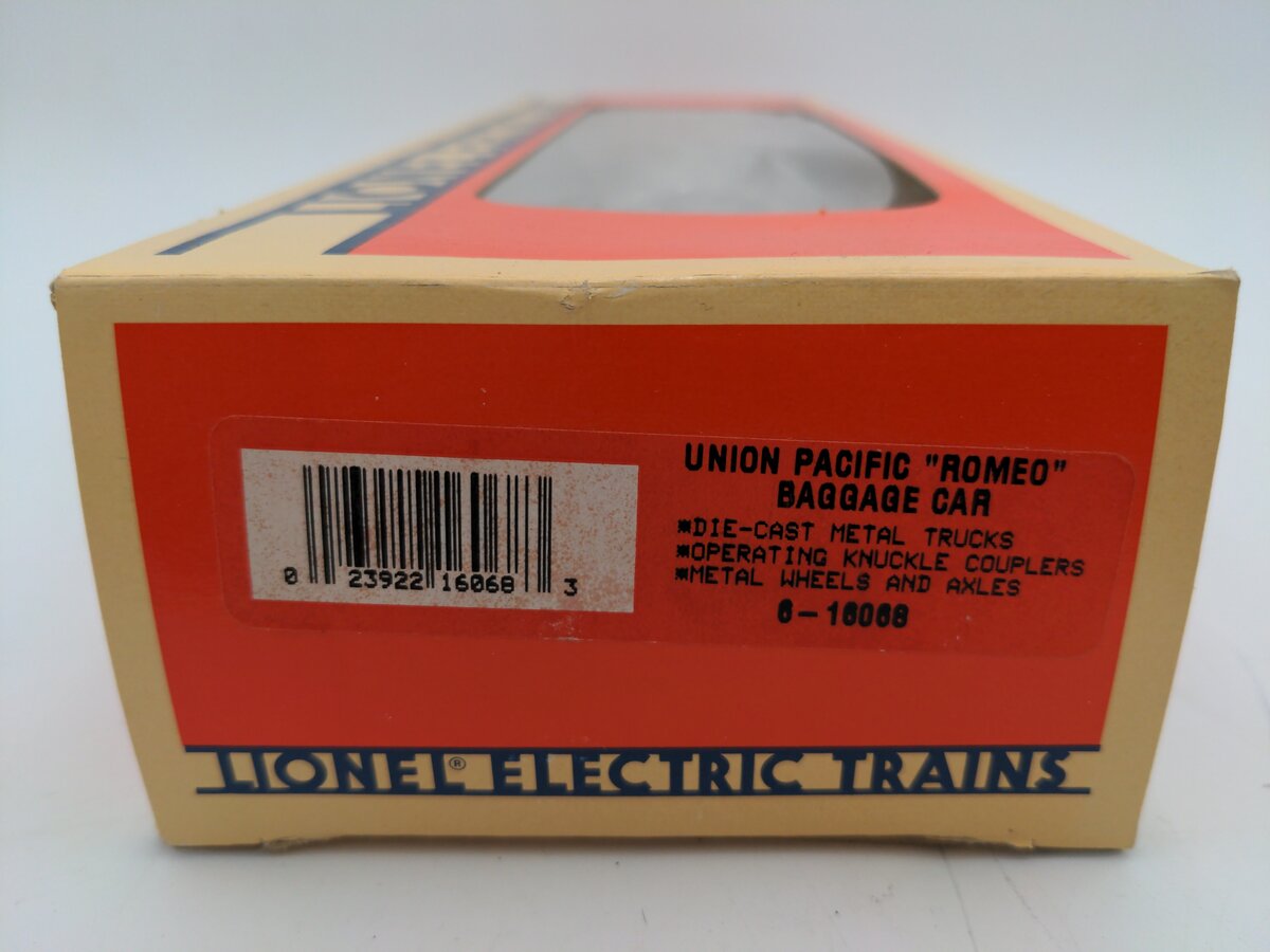 Lionel 6-16068 O Gauge Union Pacific "Romeo" Baggage Car #6068 VG/Box