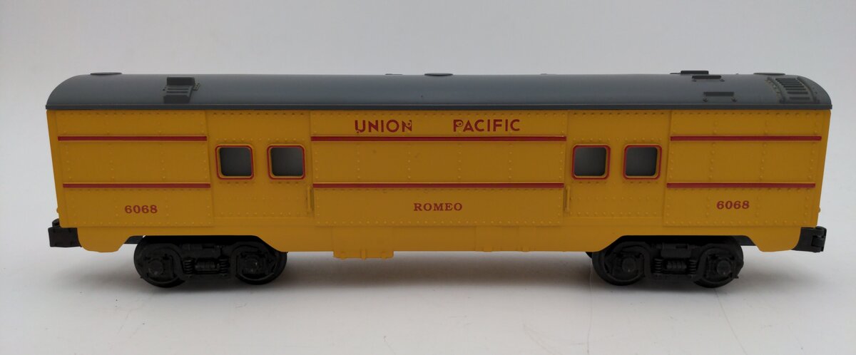 Lionel 6-16068 O Gauge Union Pacific "Romeo" Baggage Car #6068 VG/Box