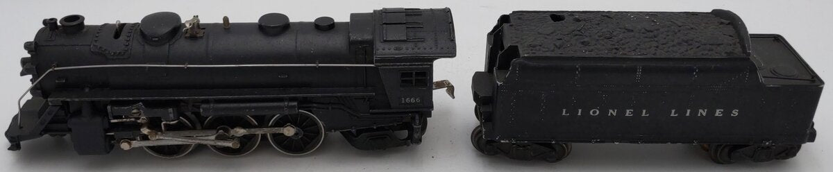 Lionel 1666 Vintage O 2-6-2 Diecast Steam Locomotive & Tender