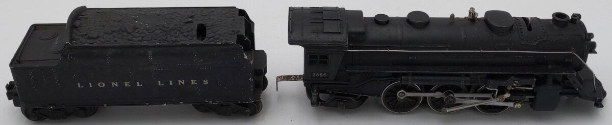 Lionel 1666 Vintage O 2-6-2 Diecast Steam Locomotive & Tender