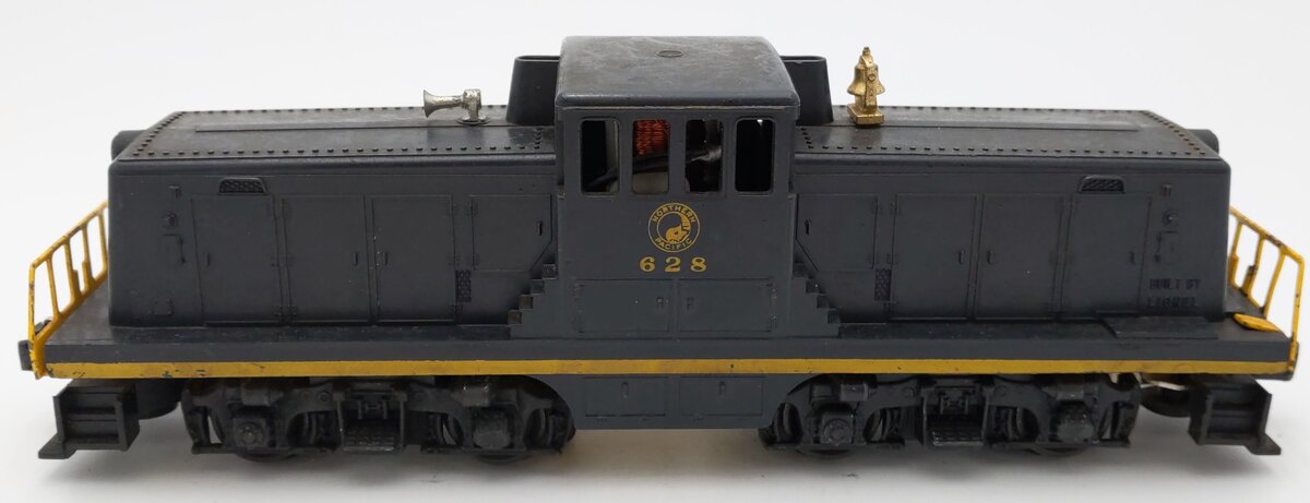 Lionel 628 Vintage O Gauge Northern Pacific 44 Ton Diesel Locomotive VG