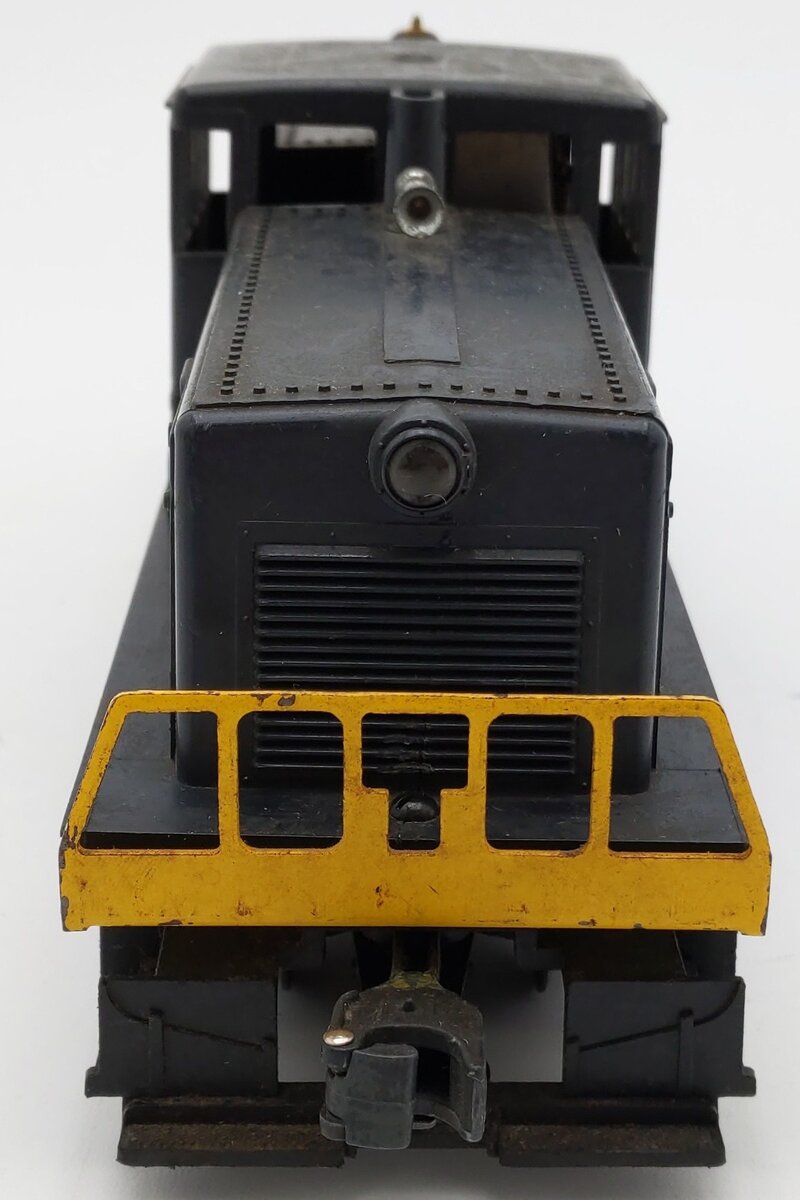 Lionel 628 Vintage O Gauge Northern Pacific 44 Ton Diesel Locomotive VG