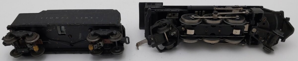 Lionel 1666 Vintage O 2-6-2 Diecast Steam Locomotive & Tender VG