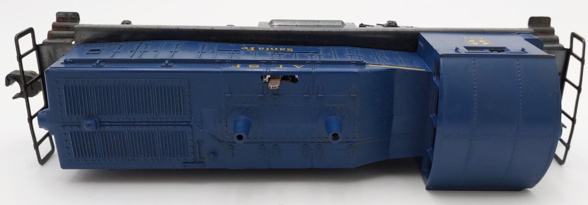 Lionel 634 Vintage O Santa Fe NW-2 Diesel Switcher Locomotive w/Weight VG