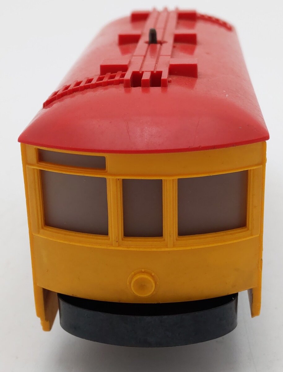 Lionel 60 Vintage O Gauge Postwar Lionelville Trolley with Black Lettering