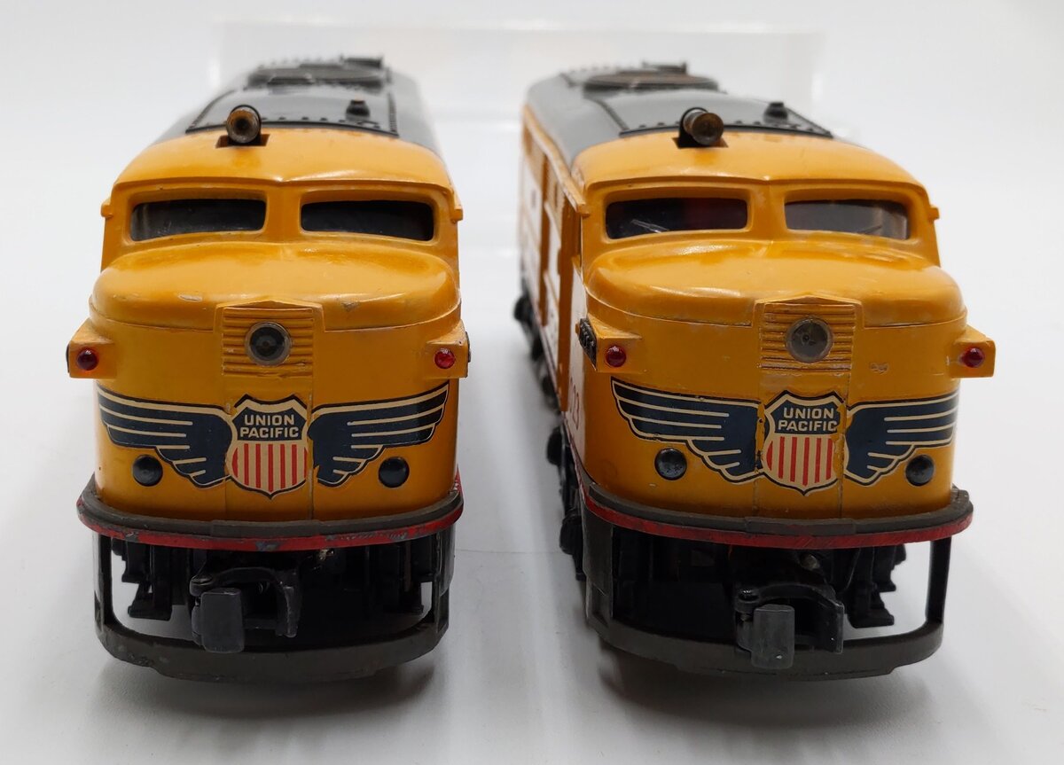 Lionel 2023 Vintage O Gauge Union Pacific Alco AA Diesel Locomotive Set VG