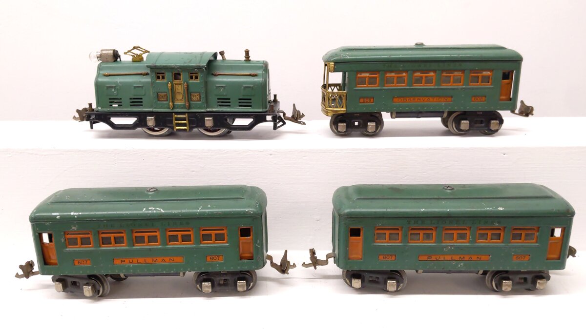 Lionel 252 O Tinplate Prewar Electric Locomotive & Passenger Cars: 607, 608 [4] VG