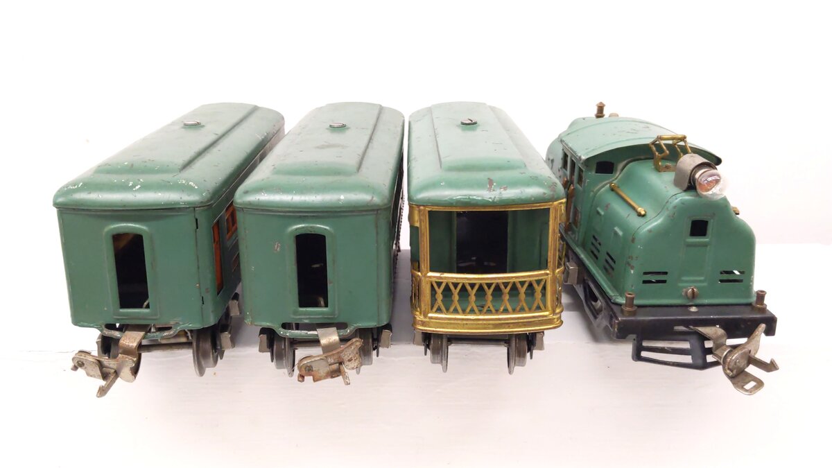 Lionel 252 O Tinplate Prewar Electric Locomotive & Passenger Cars: 607, 608 [4] VG