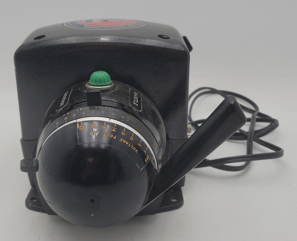 Lionel ZW Vintage O Gauge Trainmaster 275 Watt Transformer with Whistle