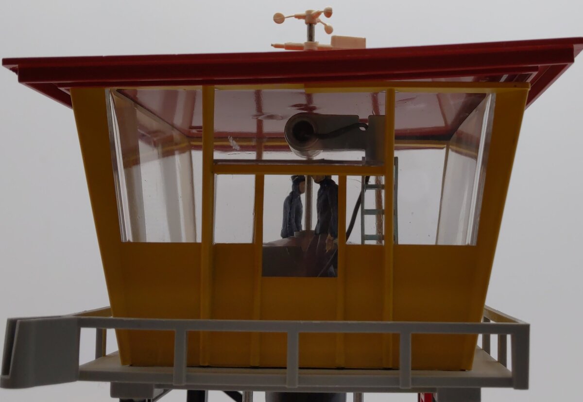 Lionel 6-2318 O Gauge Operating Control Tower EX/Box