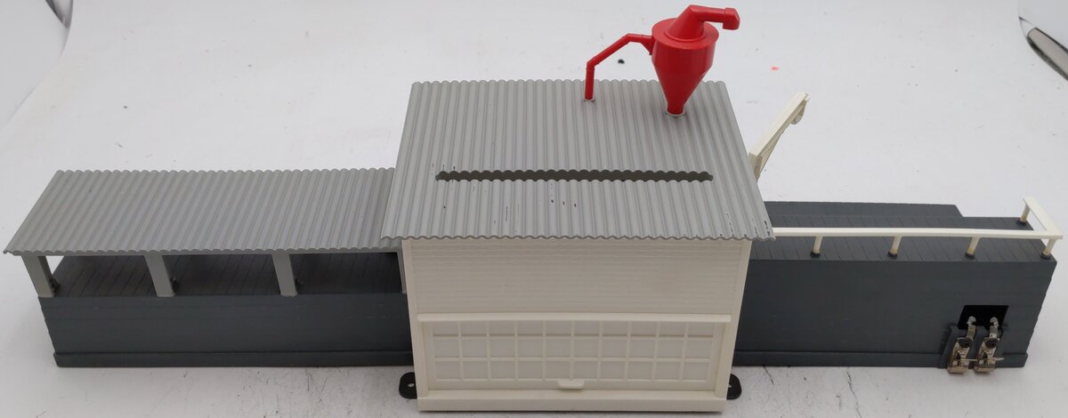 Lionel 6-2301 O Gauge Operating Sawmill VG/Box