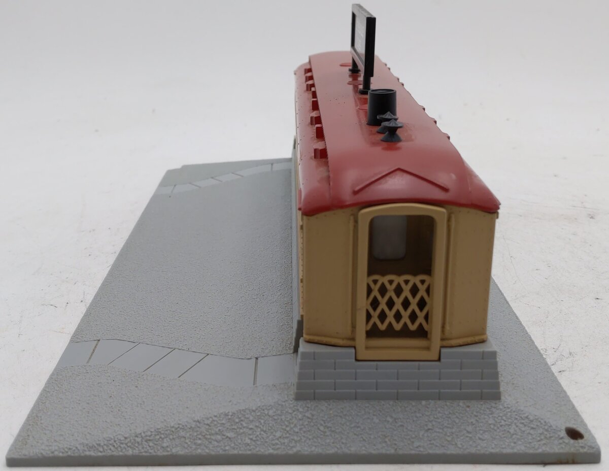 Lionel 6-12722 O Gauge Illuminated Roadside Diner w/Smoke Stack EX