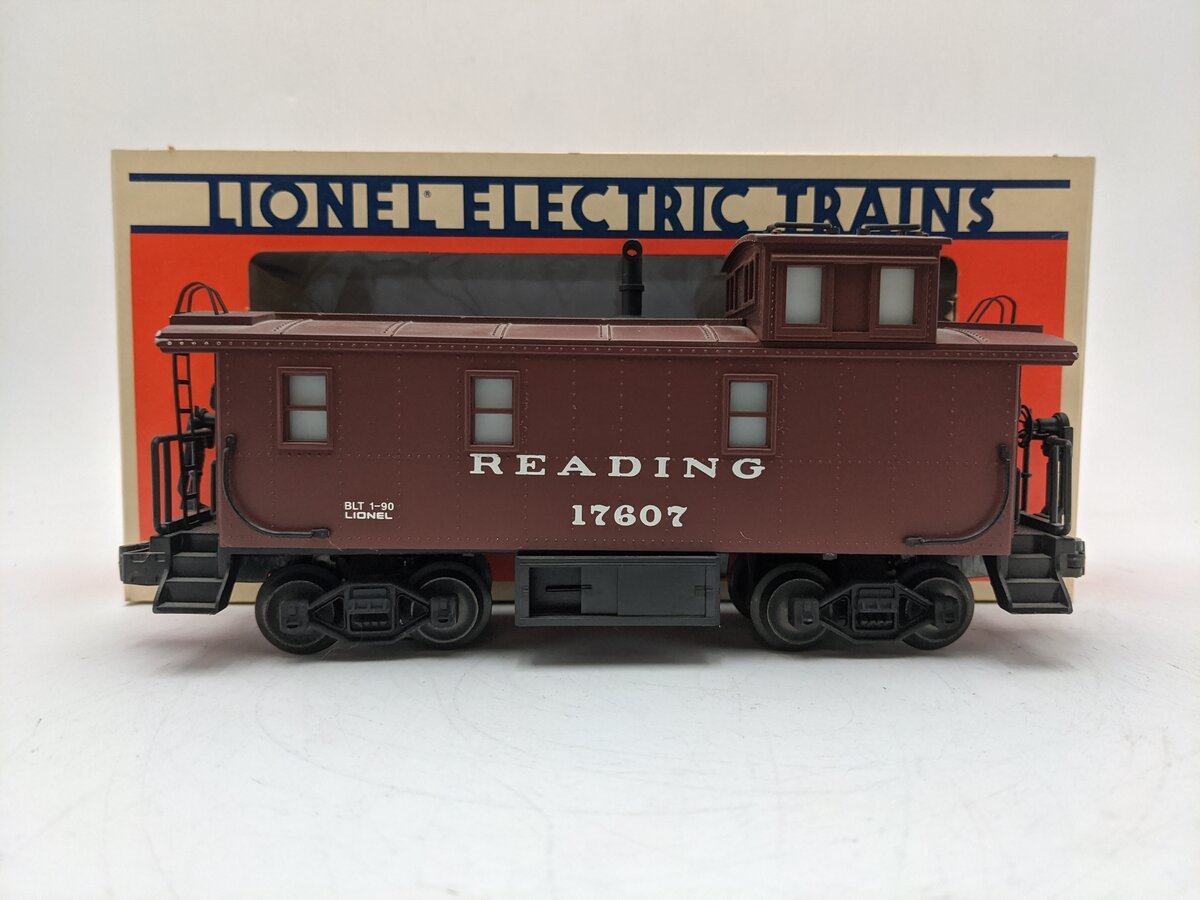 Lionel 6-17607 O Gauge Reading Caboose Car EX/Box