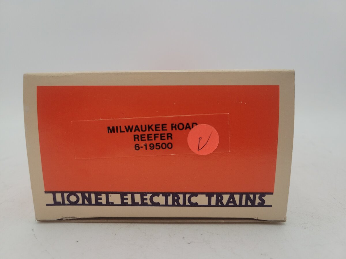 Lionel 6-19500 O Gauge Milwaukee Road Reefer Car #19500 EX/Box