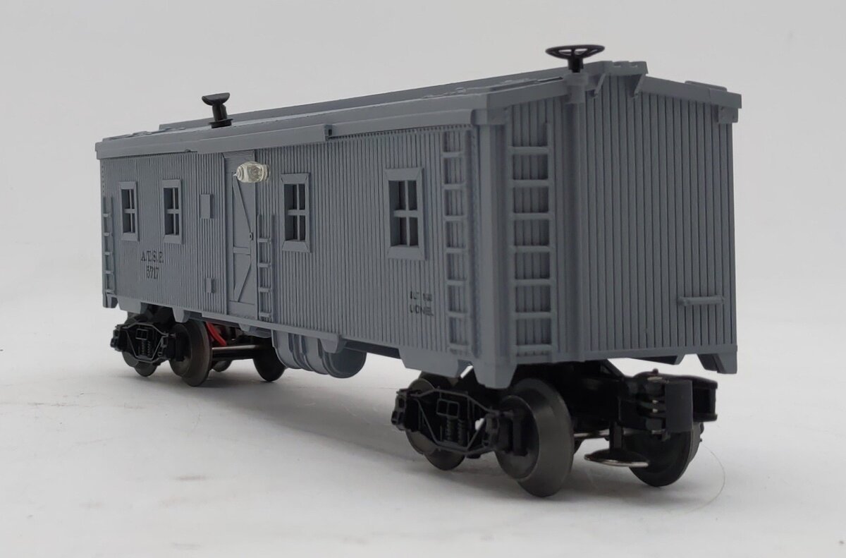 Lionel 6-5717 O Gauge Santa Fe Illuminated Bunk Car LN/Box