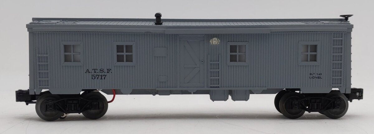 Lionel 6-5717 O Gauge Santa Fe Illuminated Bunk Car LN/Box