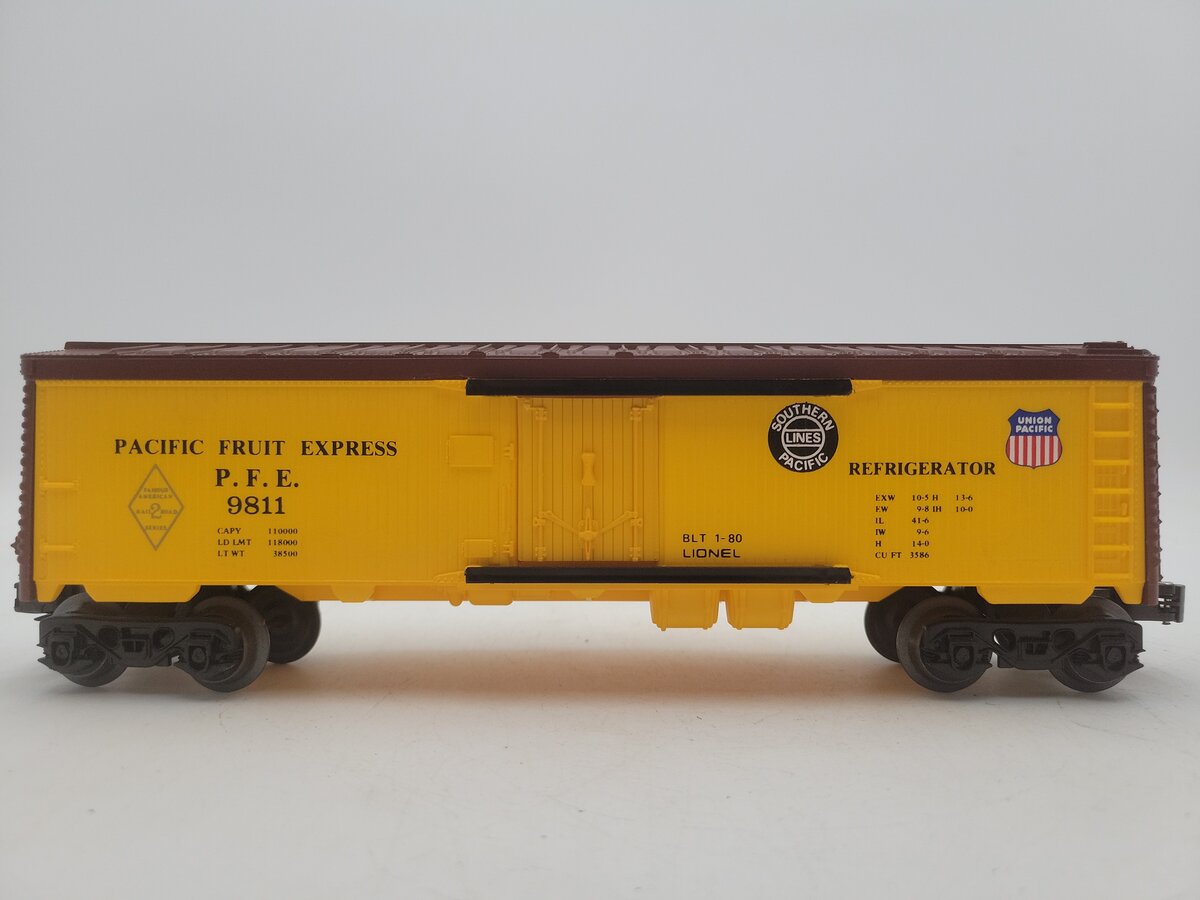 Lionel 6-9811 O Gauge SP/UP FARR Pacific Fruit Express Reefer Car #9811 EX