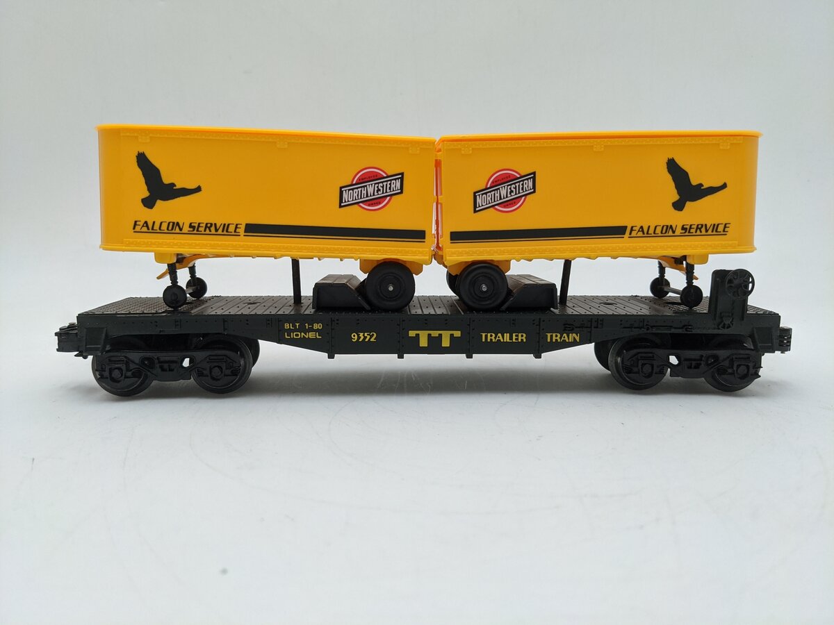Lionel 6-9352 O Gauge Chicago & Northwestern Piggyback Flatcar w/Trailers EX/Box