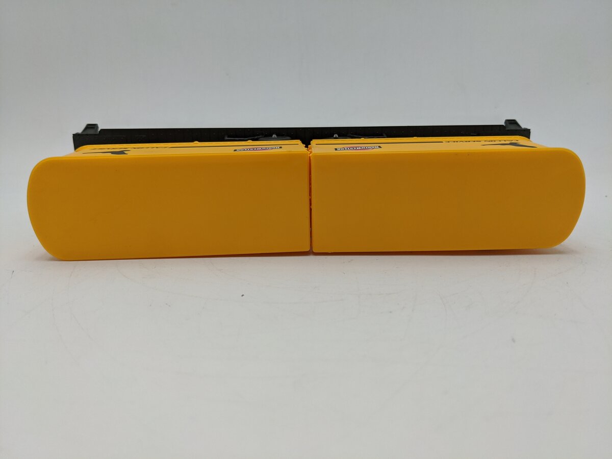 Lionel 6-9352 O Gauge Chicago & Northwestern Piggyback Flatcar w/Trailers EX/Box
