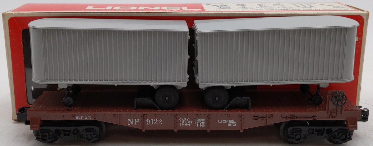 Lionel 6-9122 O Gauge Northern Pacific Flatcar w/Vans EX/Box