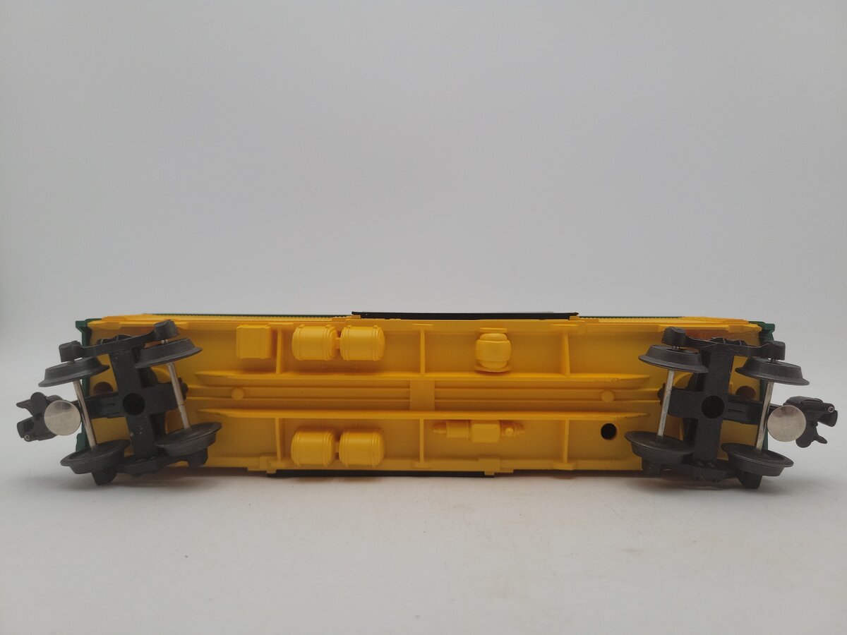 Lionel 6-9887 O Gauge FARR Fruit Growers Express Refrigerator Car #9887 EX/Box