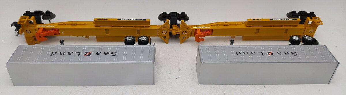 Lionel 6-16322 O Gauge TTUX Flatcar with 2 Sealand Trailers EX