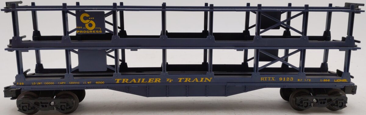 Lionel 6-9123 O Gauge Chesapeake and Ohio 3-Tier Auto Carrier Car EX/Box