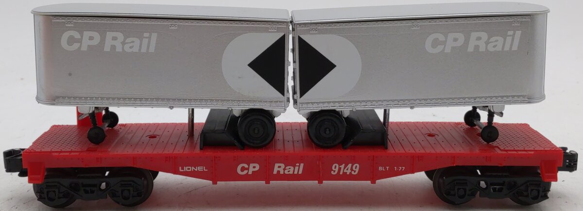 Lionel 6-9149 O Gauge CP Rail Flatcar with Piggyback Vans EX/Box