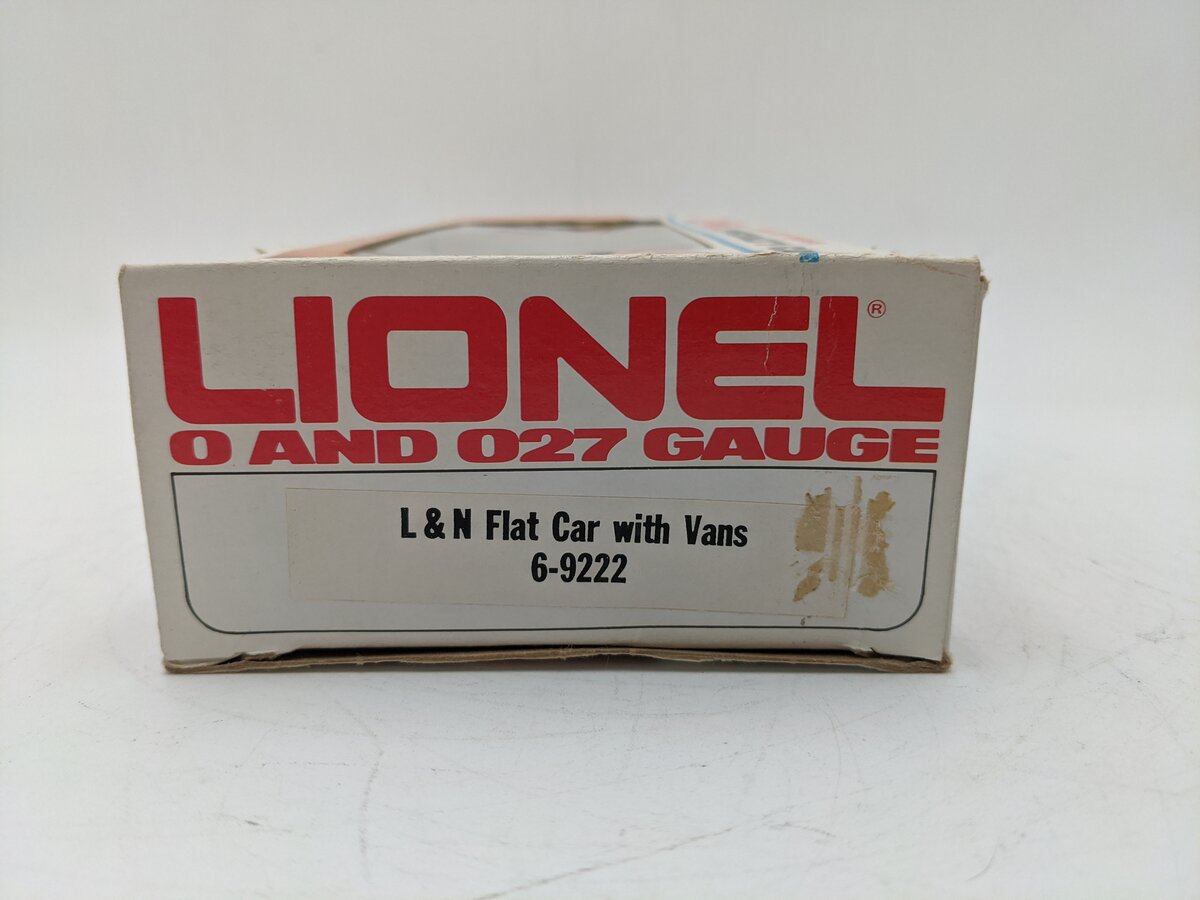 Lionel 6-9222 O Gauge Louisville and Nashville Flatcar with Vans EX/Box