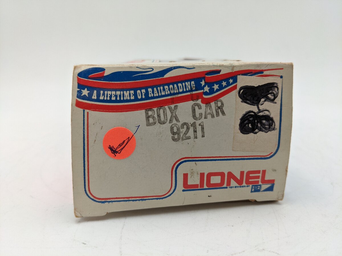 Lionel 6-9211 O Gauge Penn Central Boxcar EX/Box