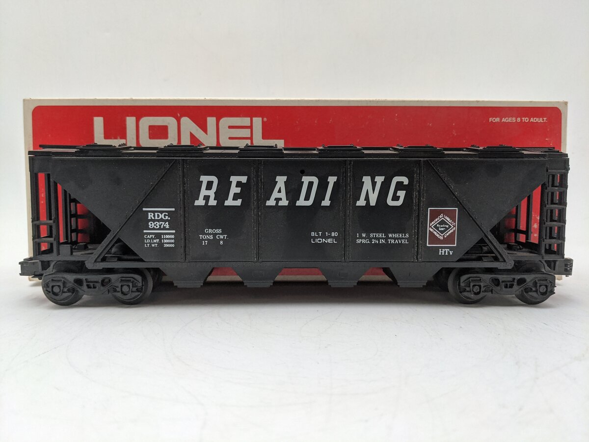 Lionel 6-9374 O Gauge Reading 4-Bay Covered Hopper EX/Box